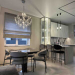 Стулья Диксон и барные Корбу